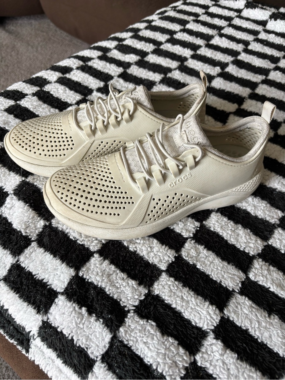 CROCS Men's Lightweight Sneakers in Beige